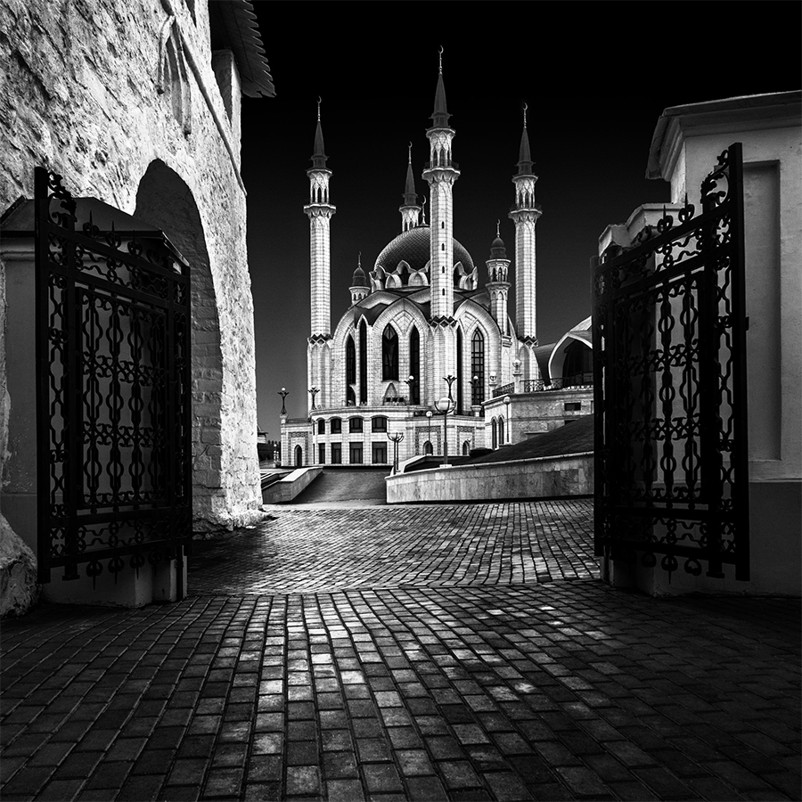 Черно-белая архитектура глазами фотографа из Казани