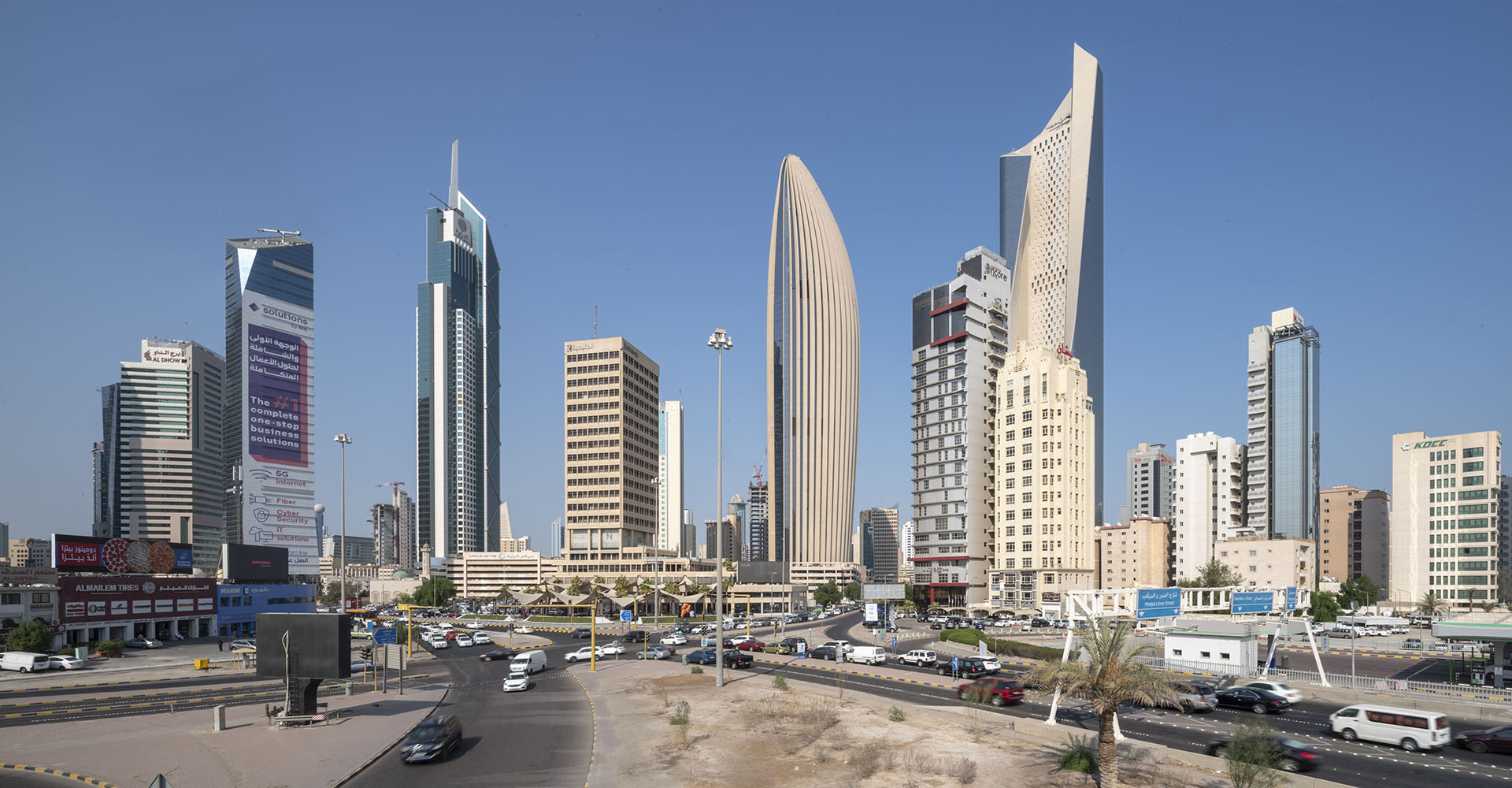 Жемчужная раковина высотой 300 метров - Foster + Partners завершили строительство энергоэффективного небоскреба в Кувейте