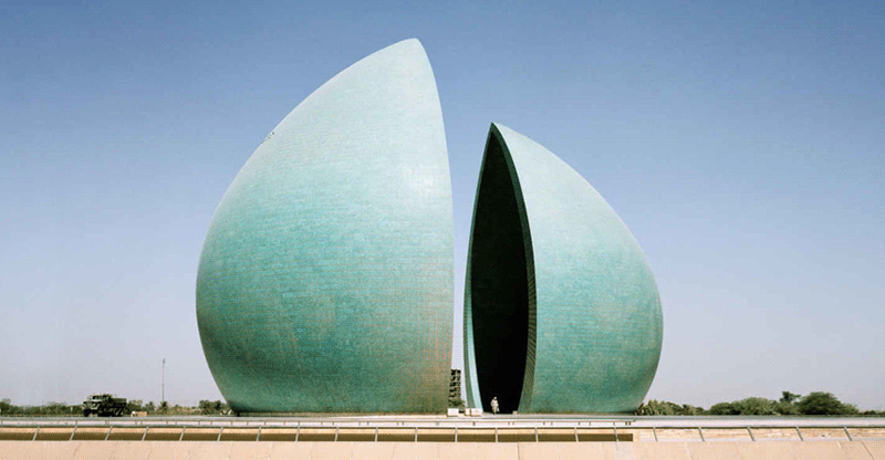 Памятник Аль-Шахид: простые и изящные формы, скрывающие сложную конструкцию