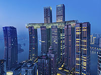 Raffles City Chongqing. Многофункциональный комплекс. Фото © Ascott Raffles City Chongqing