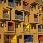 Малоэтажный жилой комплекс Studios 90. Цвет в архитектуре. Фото © Mr.Ricken Desai