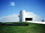 1972 Музей Искусства Южного Техаса (Art Museum of South Texas), Техас, США (совместно с Burgee Architects), Филип Джонсон
