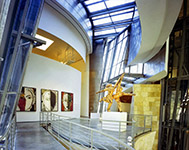 Музей Гуггенхайма в Бильбао. Фото © FMGB Guggenheim Bilbao Museoa