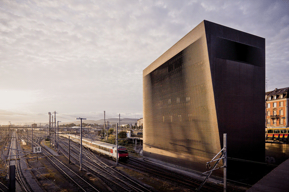 Главная сигнальная башня железных дорог Базеля