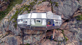 Skylodge Adventure Suites в Перу. Изображение:  inhabitat.com