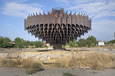 Железный фонтан в Гюмри. Железная конструкция.. Изображение: flickr.com © ilConte
